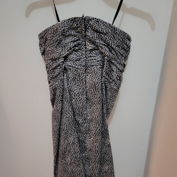 Chic strapless dress - Picture 5 of 7